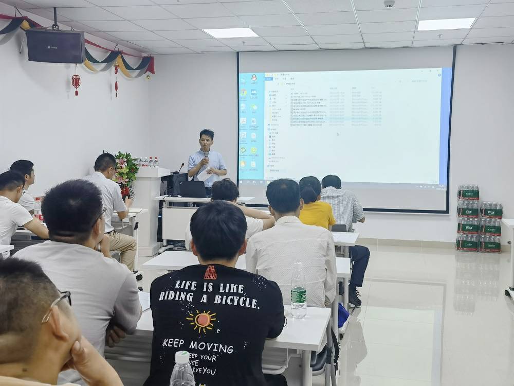 星空官方网页版-星空(中国)药业技术交流会 (3) - 副本.jpg